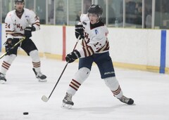 Ivan Dalmatau, forward, Botany Swarm ice hockey team, NZIHL 2024, jersey 17