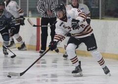 Jackson Fontaine, forward, Botany Swarm ice hockey team, NZIHL 2024, jersey 9