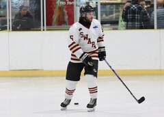 Kyle March, forward, Botany Swarm ice hockey team, NZIHL 2025, jersey 5