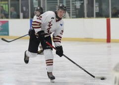 Wilson Kushniruk, forward, Botany Swarm ice hockey team, NZIHL 2025, jersey 20